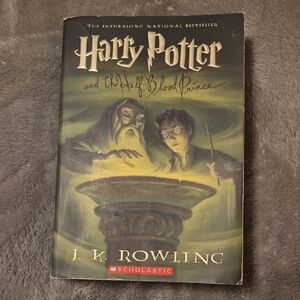 Scholastic Harry Potter Green and Gold Illustrated Paperback